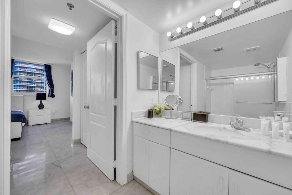 Iconic High Floor 3 Bedrooms In The Heart Of Miami Buitenkant foto