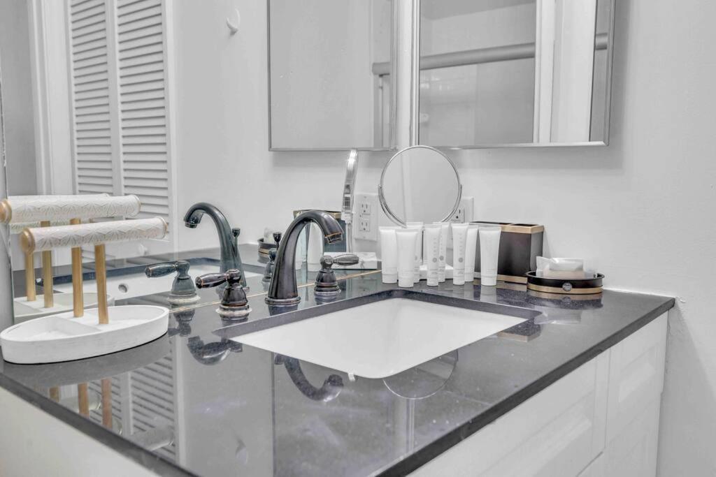 Iconic High Floor 3 Bedrooms In The Heart Of Miami Buitenkant foto