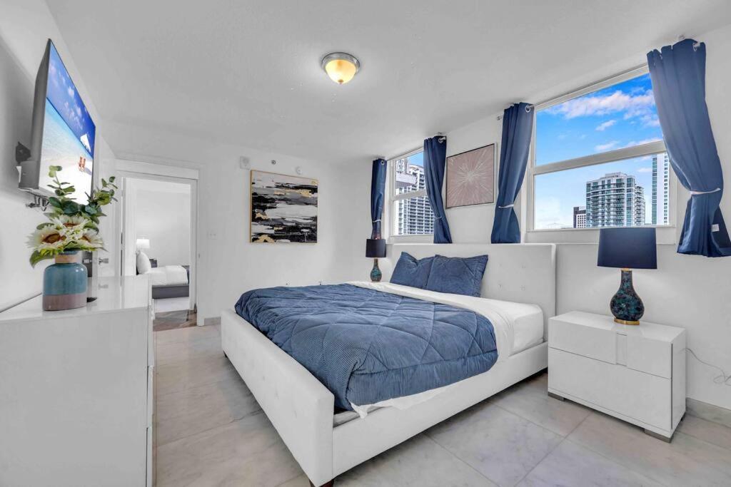 Iconic High Floor 3 Bedrooms In The Heart Of Miami Buitenkant foto