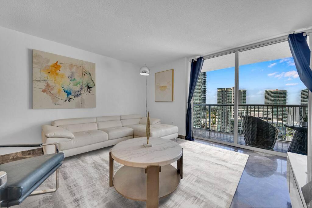 Iconic High Floor 3 Bedrooms In The Heart Of Miami Buitenkant foto