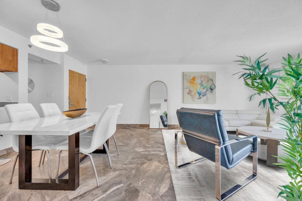 Iconic High Floor 3 Bedrooms In The Heart Of Miami Buitenkant foto